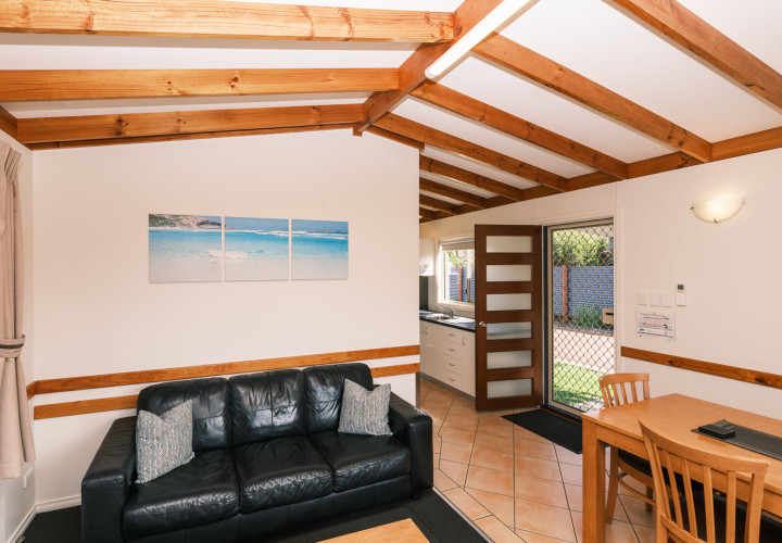 BIG4 Middleton Beach Chalet sleeps 5 11 1500px 2026