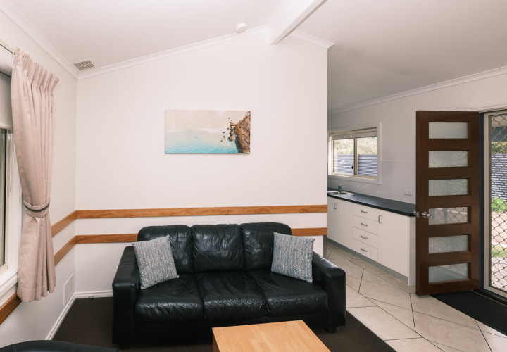 BIG4 Middleton Beach Spa Chalet Family 2026 17 1500px 2026