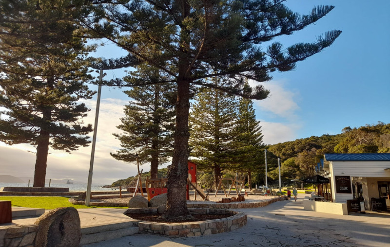 Three Anchors FB page